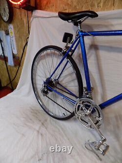 1980s SCHWINN LE TOUR MENS 10-SPEED ROAD BIKE SUPER SPORT VOYAGEUR 12 VINTAGE 80