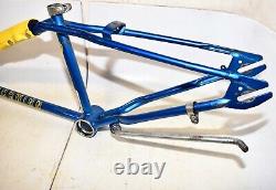 1981 Schwinn Scrambler Bicycle FRAME & HEAD BADGE Original 20 BMX Bike Part