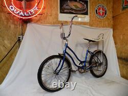 1982 Schwinn Fair Lady Stingray Muscle Bicycle Banana Seat Blue Vintage LIL Chik