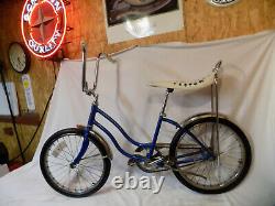 1982 Schwinn Fair Lady Stingray Muscle Bicycle Banana Seat Blue Vintage LIL Chik