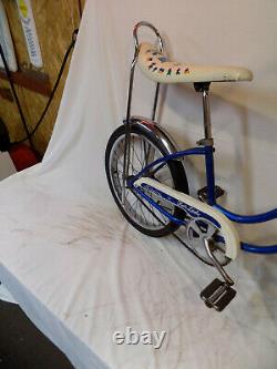 1982 Schwinn Fair Lady Stingray Muscle Bicycle Banana Seat Blue Vintage LIL Chik