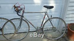 2 Vintage Schwinn Voyageur 11.8kg Bikes 23 & 26 Bicycle Original Chrome Moly