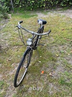 61 Schwinn Traveler 26 wheels Black, 3 speed Good condition