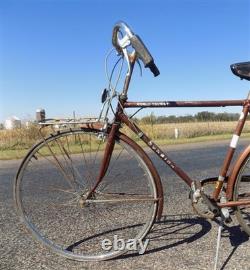 Chicago Schwinn Bicycle, Brown 3 Speed World Tourist Bike, Serial# 2006343