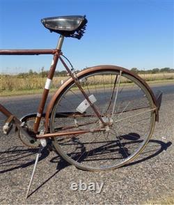 Chicago Schwinn Bicycle, Brown 3 Speed World Tourist Bike, Serial# 2006343