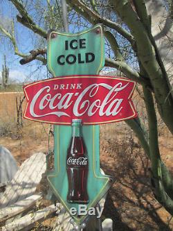 DRINK COCA COLA ICE COLD ARROW METAL COOL old school look Soda Pop Advertising