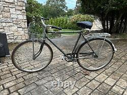 Elegant Vintage Sunbeam Bicycle Made in England