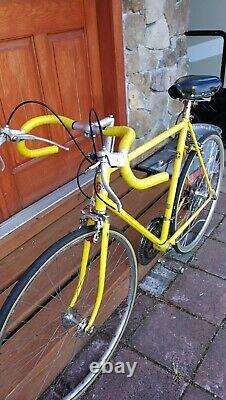 Fast Vintage Schwinn Super Sport Road Bike