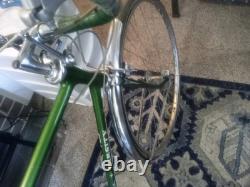 Late 1960's Or Early 70's Vintage Schwinn Varsity 10 Speed Road Bike