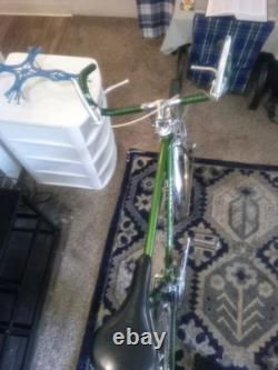 Late 1960's Or Early 70's Vintage Schwinn Varsity 10 Speed Road Bike