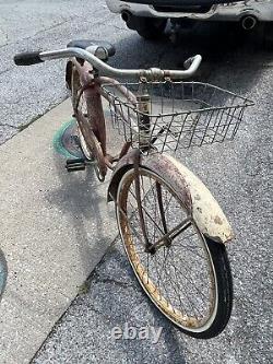 Late 40s schwinn excelsior Vintage Bike. Only Seen One My Whole Life