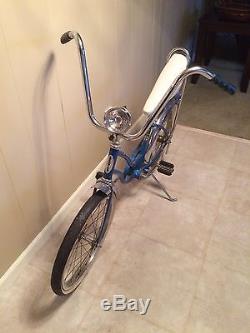 Lot of 3 Vintage Schwinn Bicycles