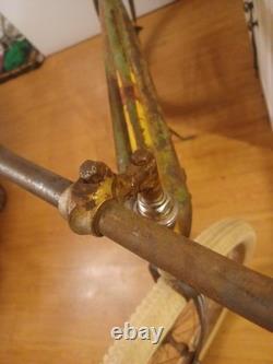 Men's Hawthorne. Ward Balloon Tire Bicycle 1940's Vintage Pre-War Tank Bike