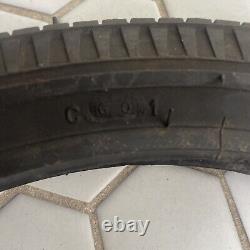 NOS 1970 Vtg SCHWINN STINGRAY GRIPPER SLIK Tire. 16 x 1 3/4. S-7. USA. (NJ)