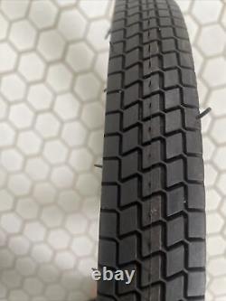 NOS 1970 Vtg SCHWINN STINGRAY GRIPPER SLIK Tire. 16 x 1 3/4. S-7. USA. (NJ)