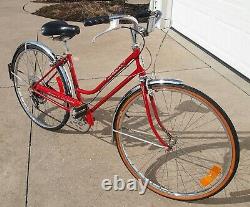 Nice! Vtg 1970s SCHWINN BREEZE LADIES 3-Speed Red CRUISER Collegiate BIKE