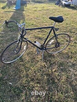 Nice vintage Blue Schwinn Super Sport Le Tour Racing Bike