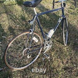 Nice vintage Blue Schwinn Super Sport Le Tour Racing Bike