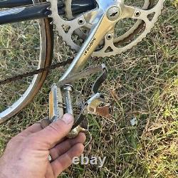 Nice vintage Blue Schwinn Super Sport Le Tour Racing Bike