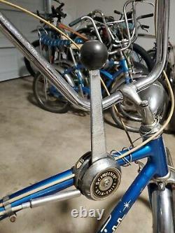 Rare Vintage 1968 Schwinn Sting-Ray Fastback Bicycle Muscle Shifter Bike Blue