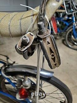 Rare Vintage 1968 Schwinn Sting-Ray Fastback Bicycle Muscle Shifter Bike Blue