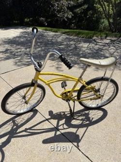 Schwinn 1970's Vintage Stingray Bicycle