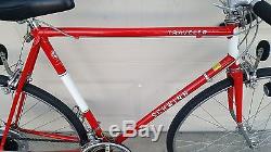 Schwinn 1982 Traveler Vintage Men's Bicycle 27 10 Speed