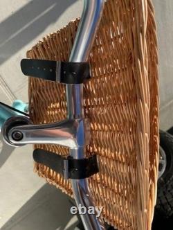 Schwinn Admiral Cruiser Bike Hybrid Vintage 7 Speed. Light blue