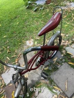 Schwinn Apple Krate Sting-Ray 20 in Cruiser Bike Red/Silver Steel Frame Vintage