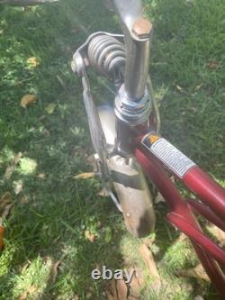 Schwinn Apple Krate Sting-Ray 20 in Cruiser Bike Red/Silver Steel Frame Vintage