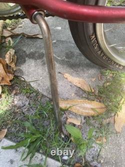 Schwinn Apple Krate Sting-Ray 20 in Cruiser Bike Red/Silver Steel Frame Vintage