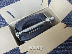 Schwinn Bicycle BOW Pedals Krate Stingray New Old Stock Mint in Box VINTAGE