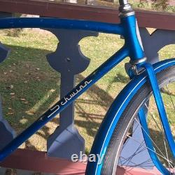 Schwinn Breeze 1971 Vintage Cruiser Bike 26 Red With Woven Badket & Speedster