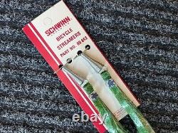 Schwinn CAMPUS GREEN Glitter Handlebar Streamers-Vintage NOS PEA PICKER on Card