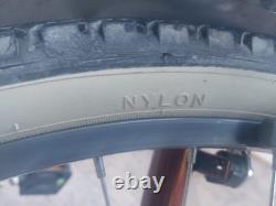 Schwinn Clairmont Vintage Bike S4039wma. 7 Speed. Tire 26 Nylon. 1993
