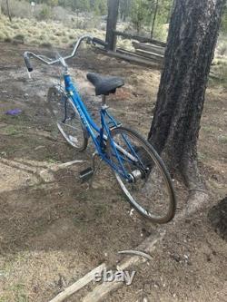 Schwinn Collegiate Blue Vintage Steel Cruiser Caliper Brake Bicycle
