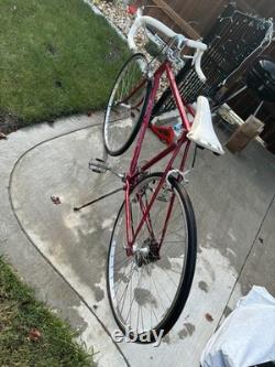 Schwinn Continental Vintage Racing Bike Red Steel Frame Caliper Side Pull Brakes