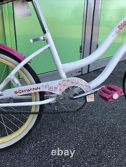 Schwinn Girls Spirit Vintage Bicycle With Rose Pink White Banana Seat
