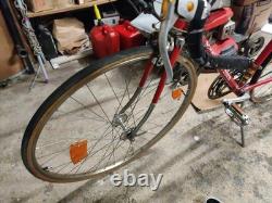 Schwinn Le Tour Vintage Red Racing Bike with Drop Bars Side-Pull Caliper