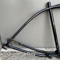 Schwinn Middleweight Bicycle Frame Black 1967 Vintage Fc27577