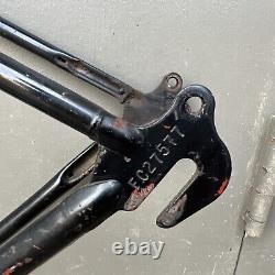 Schwinn Middleweight Bicycle Frame Black 1967 Vintage Fc27577