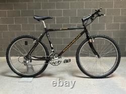 Schwinn Paramount Series 70 PDG 26 Mountain Bike 18 Vintage