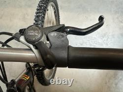 Schwinn Paramount Series 70 PDG 26 Mountain Bike 18 Vintage