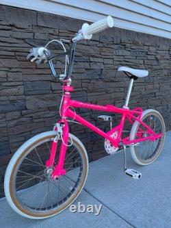 Schwinn Predator YO! FreeForm Pro Vintage Old BMX Freestyle Bike Pink Bicycle