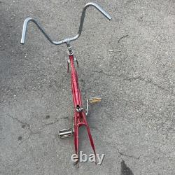 Schwinn Sting Ray Deluxe Bicycle Frame Chicago USA Vintage 60s Bike Parts April