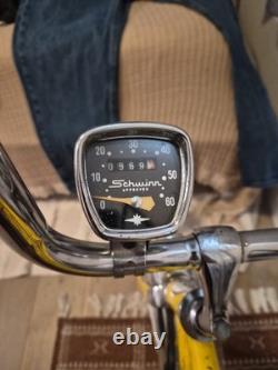 Schwinn Stingray 1974 Vintage Yellow Bike