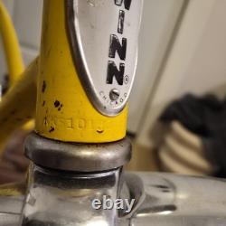 Schwinn Stingray 1974 Vintage Yellow Bike