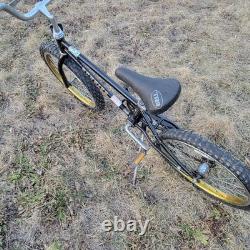 Schwinn Thrasher Mimi Vintage Old School BMX Bike 20 1983 Scrambler Predator