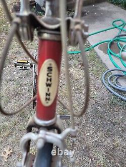 Schwinn Varsity Bicycle Red VTG 10 Speed 1970s Chicago USA Kickstand Outdoors