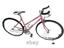 Schwinn Vintage Lady's Bike, 26 X 2 3/8 Tires, Caliente Pink